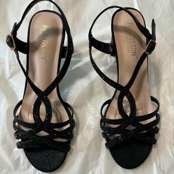 De Blossom Collection Shoes - De Blossom Women’s  Black Strappy Sandals